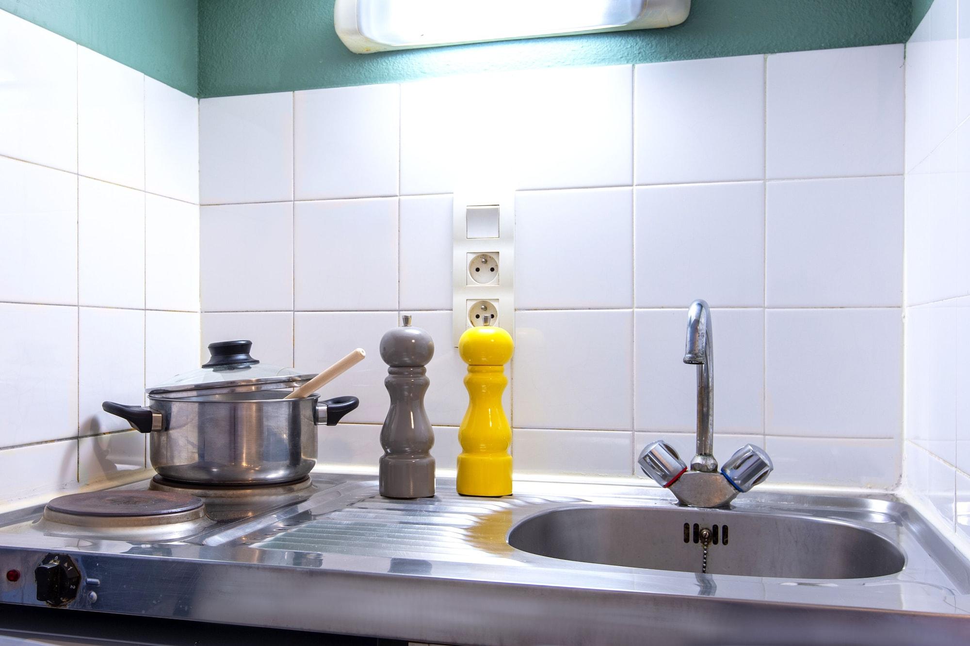 Comfort Aparthotel Le Mans Bagian luar foto
