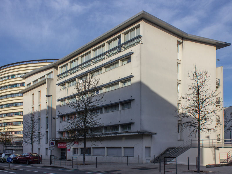Comfort Aparthotel Le Mans Bagian luar foto