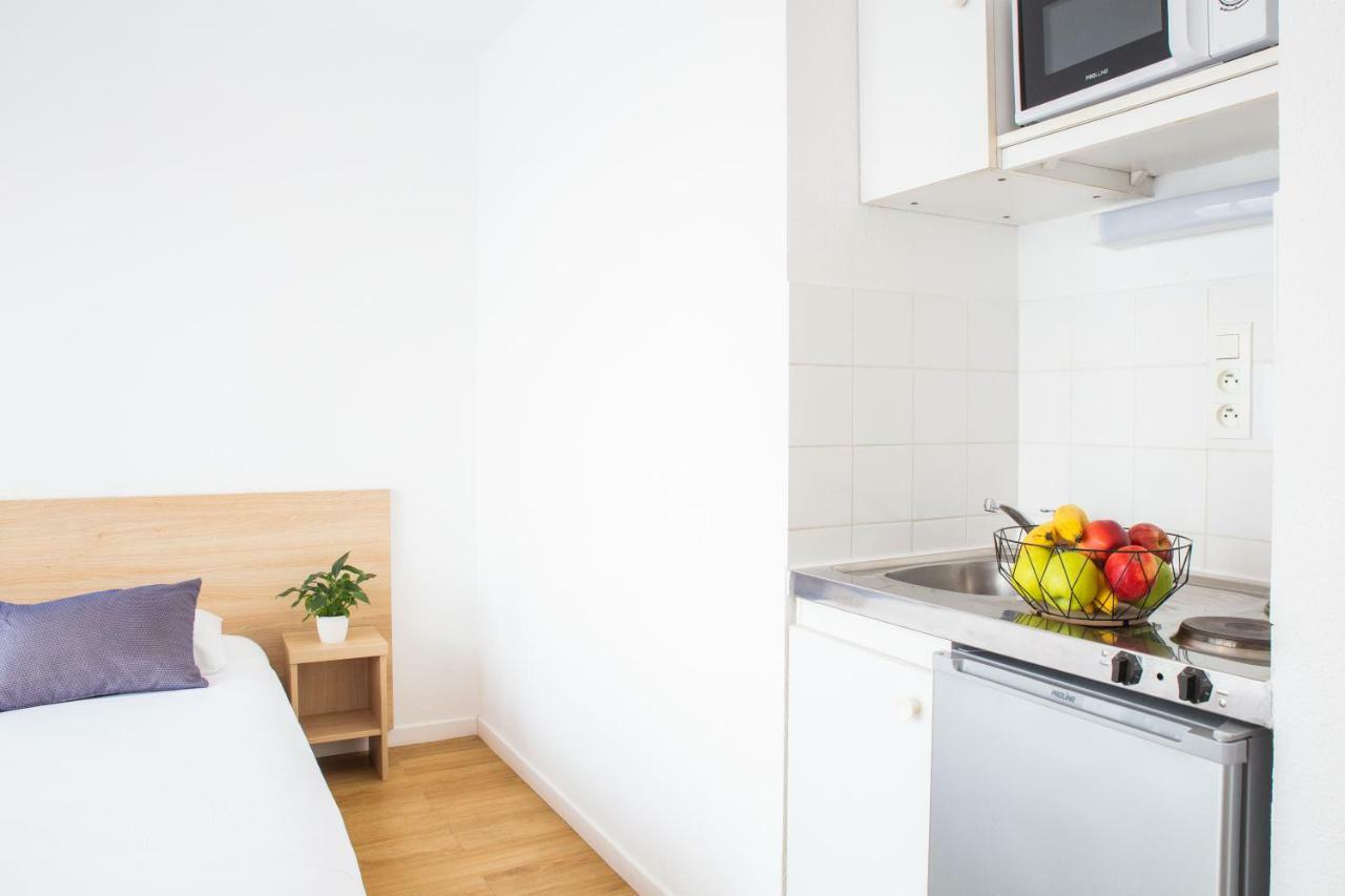 Comfort Aparthotel Le Mans Bagian luar foto